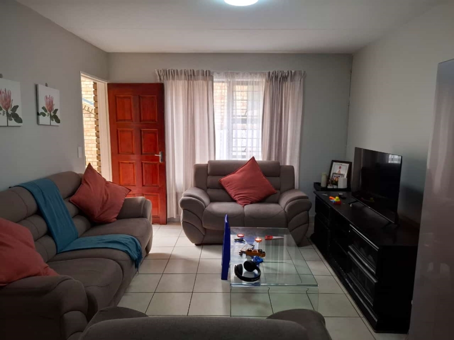 2 Bedroom Property for Sale in Navalsig Free State